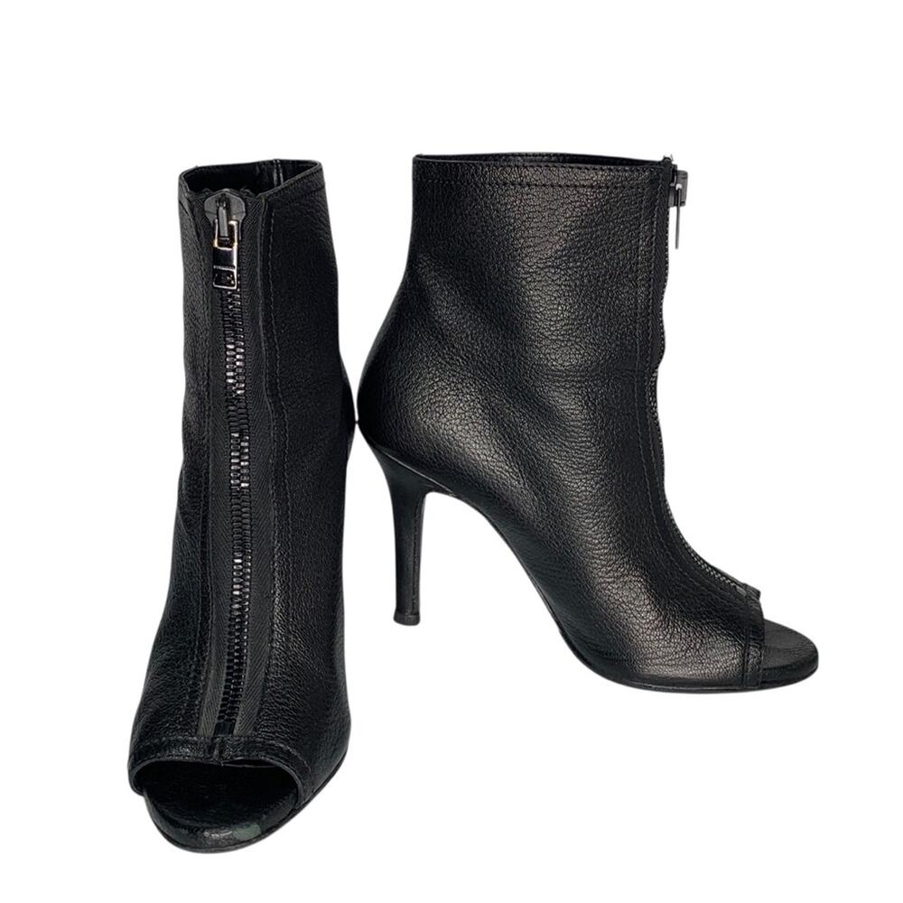 Burberry High Heels Black Leather Front Zipper Detail Peep Toe Ankle Booties Sz8